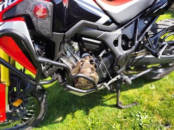 AFRICA TWIN 1000 - 9