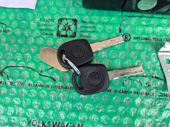 zámek víka kufru Škoda Felicia po FL od 01/98 6U0827571A , F - 9