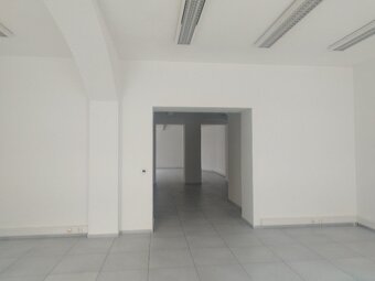 Pronájem obchodních prostor, kanceláří 133m2 17. listopadu - 9