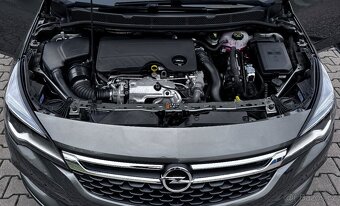Opel Astra, 1.6 CDTI 136Hk spot. Top stav - 9