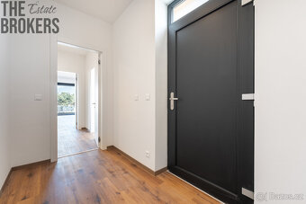 Prodej nízkoenergetického rodinného domu 141 m², pozemek 36 - 9