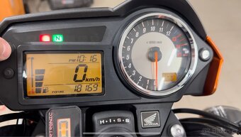 Honda CB 600F Hornet - 9