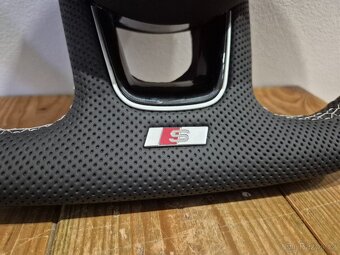 AUDI ŠPORTOVÝ VOLANT CELO-PERFOROVANÝ - 9