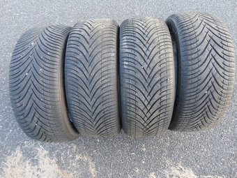 215/55 R18 zimní sada - 9