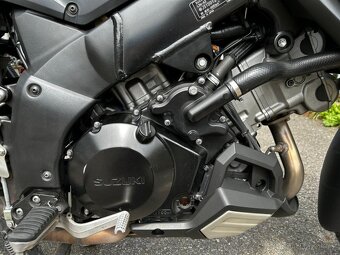 Suzuki DL 1000 V-Strom - 9