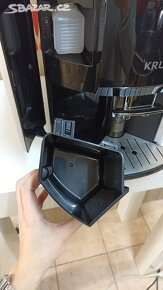 Automatický kávovar Krups EA 9000 Barista - 9