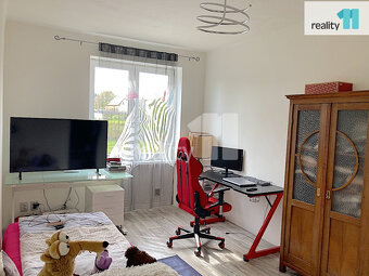 Prodej byt 2kk, podílové spoluvlastnictví, 50m2, Hlinky, Kar - 9