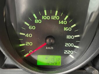 Mitsubishi Colt 1.1 - 9
