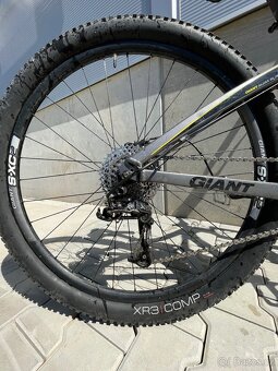 Giant trance 29 - 9