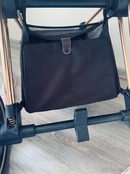 Sportovní kočárem Cybex priam Spring Blossom light s přísluš - 9