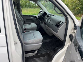 VW Transporter T5 1.9 TDi - 9