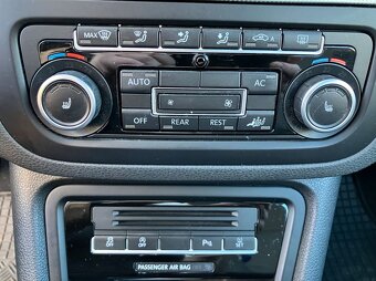 Sharan 2,0 TDI 103 KW 7 míst, panorama, NAVI - 9