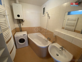 Pronájem bytu 3+1, 80 m², Olomouc, ul. Husitská - 9