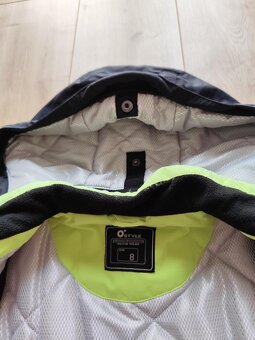 O´style lyžařská bunda s velkou kapucí, velikost 8 let - 9