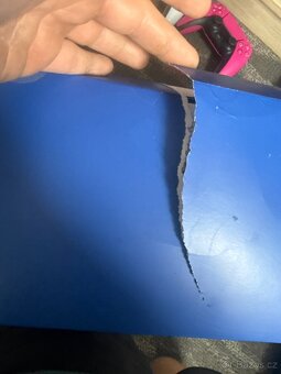 Prodej PS5 Slim 1TB + 2x ovladač + 4 hry - 9