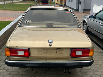 BMW 7 E23  728i pred face  manual M30 motor - 9