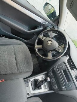 Škoda Octavia - 9