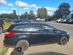 Ford Focus Ecoboost 1.0 - 9