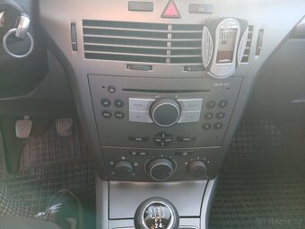 Prodám Opel Astra 1.6 16V - 9
