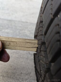 Barum 195/65r15 - 9