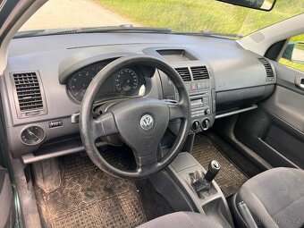 Volkswagen Polo 1.2 HTP 40kw 2007 klimatizace, 2x klíč - 9