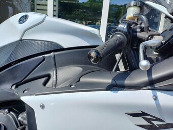 Yamaha R1 (2011/18200km) - 9