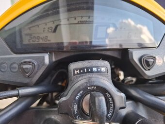 Honda Hornet 600 - 9