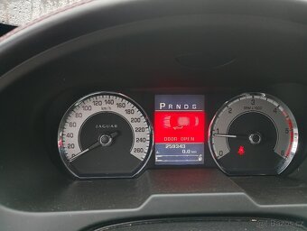 Jaguar xf - 9