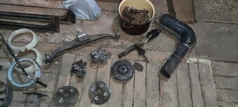 Prodám díly na Trabant - 9