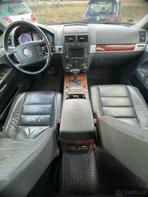 VW Touareg 2,5TDI 4x4 AUTOMAT - 9