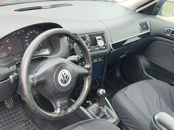 Volkswagen golf - 9