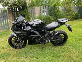 Yamaha r7 - 9