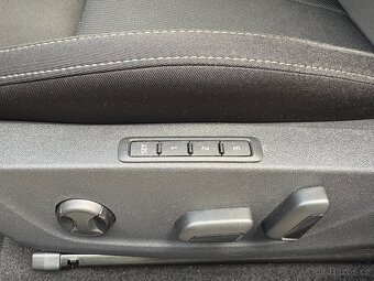 Škoda Octavia 4 Combi iV 1.4TSI 150kW DSG Sportline 70tkm - 9