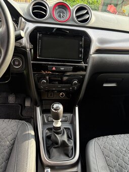 Suzuki VITARA 1.4 BoosterJet Elegance Hybrid - 9