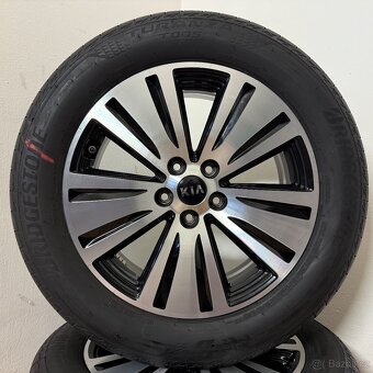 KIA SPORTAGE 5x114,3 R18 ET45+NOVÉ LETNÍ 235/55R18 - 9