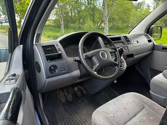 Volkswagen Caravelle 2.5TDi 96kW, 7.míst, Klima, Tažné - 9