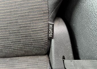Volkswagen Tiguan 2,0 TDI nafta manuál 81 kw - 9