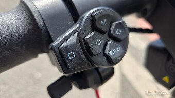 Elektrokoloběžka Segway F3 Pro E - 9