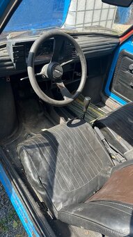 Polski Fiat 126p Maluch s TP - 9