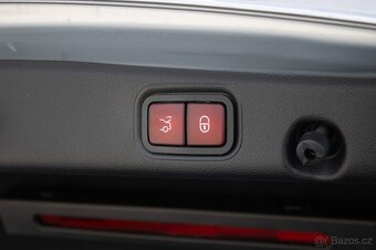 Mercedes-Benz E 220 d 4MATIC - 9