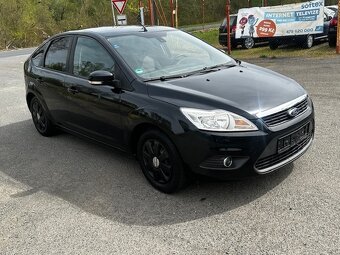 Ford Focus 1.8i 92kw, r.2010, 1.maj.,serviska, STK, klima - 9