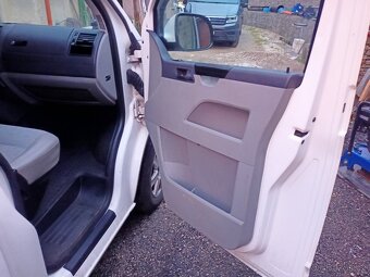 Volkswagen T5 2.0tdi 103kw 9mist - 9