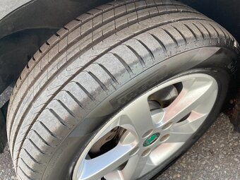 Škoda Octavia 2 kombi 2.0 TDI 103 kW Family - 9
