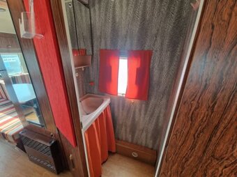 Karavan Wilk - 9