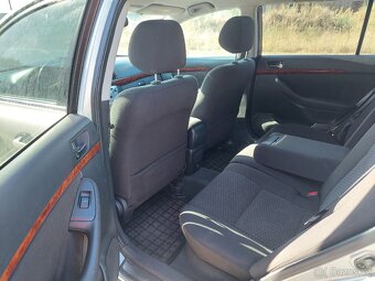 Toyota Avensis 2.2 D-CAT 130kw Rok výroby 2006 - 9