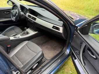 BMW E90 325i - 9