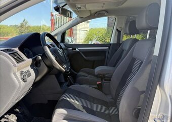 Volkswagen Touran 1,4 TSI 103kW TAŽNÉ, 7MÍST benzín manuál - 9