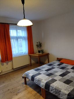 Dům se zahradou ve Vodňanech - 9