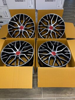 5x112 R18 MAM RS4 - 9