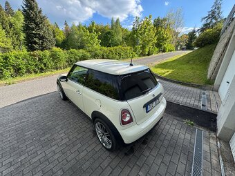 Mini Cooper 1.6 d - 9